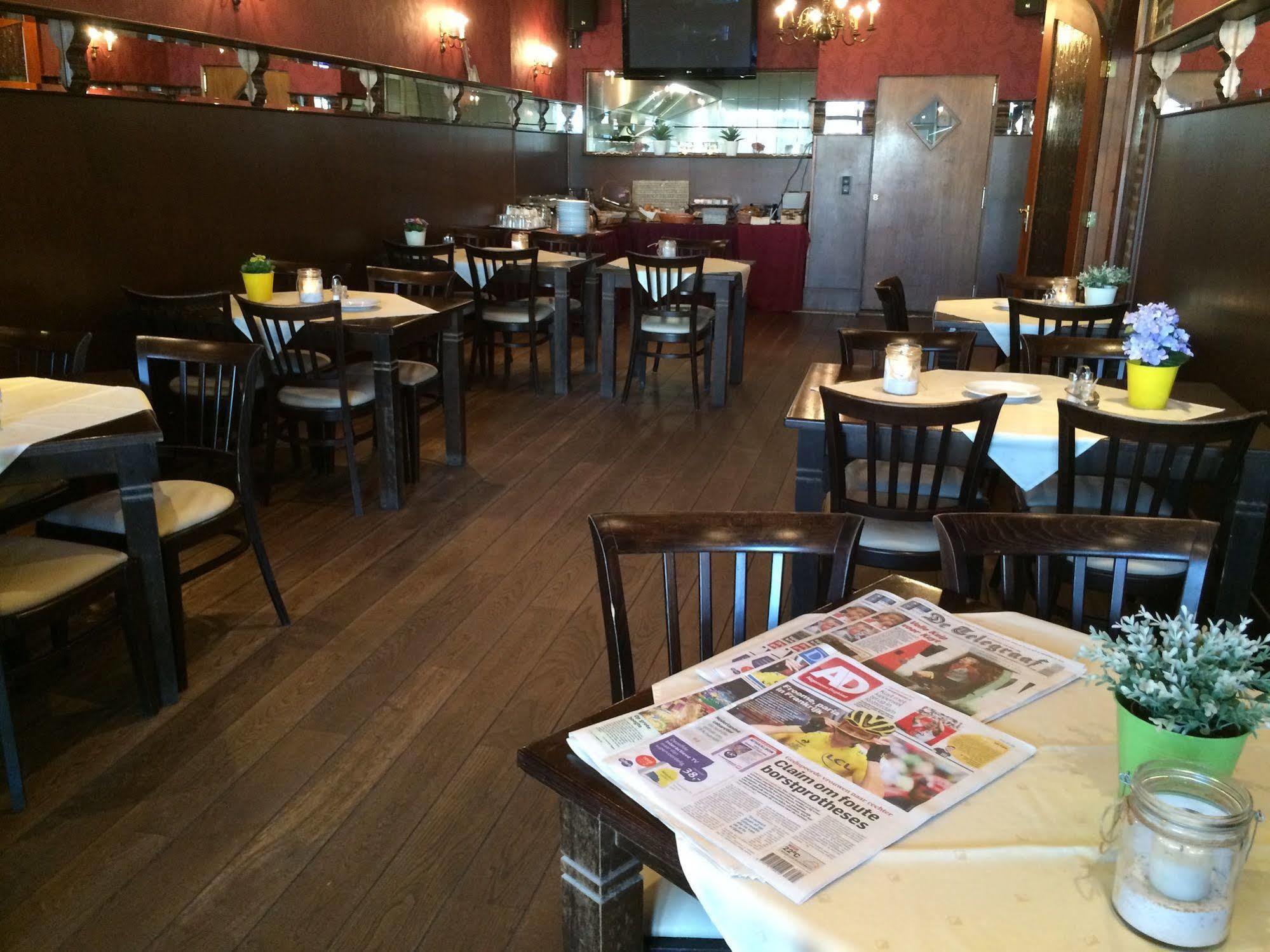 Hotel En Grand Cafe De Pauw Roermond Luaran gambar