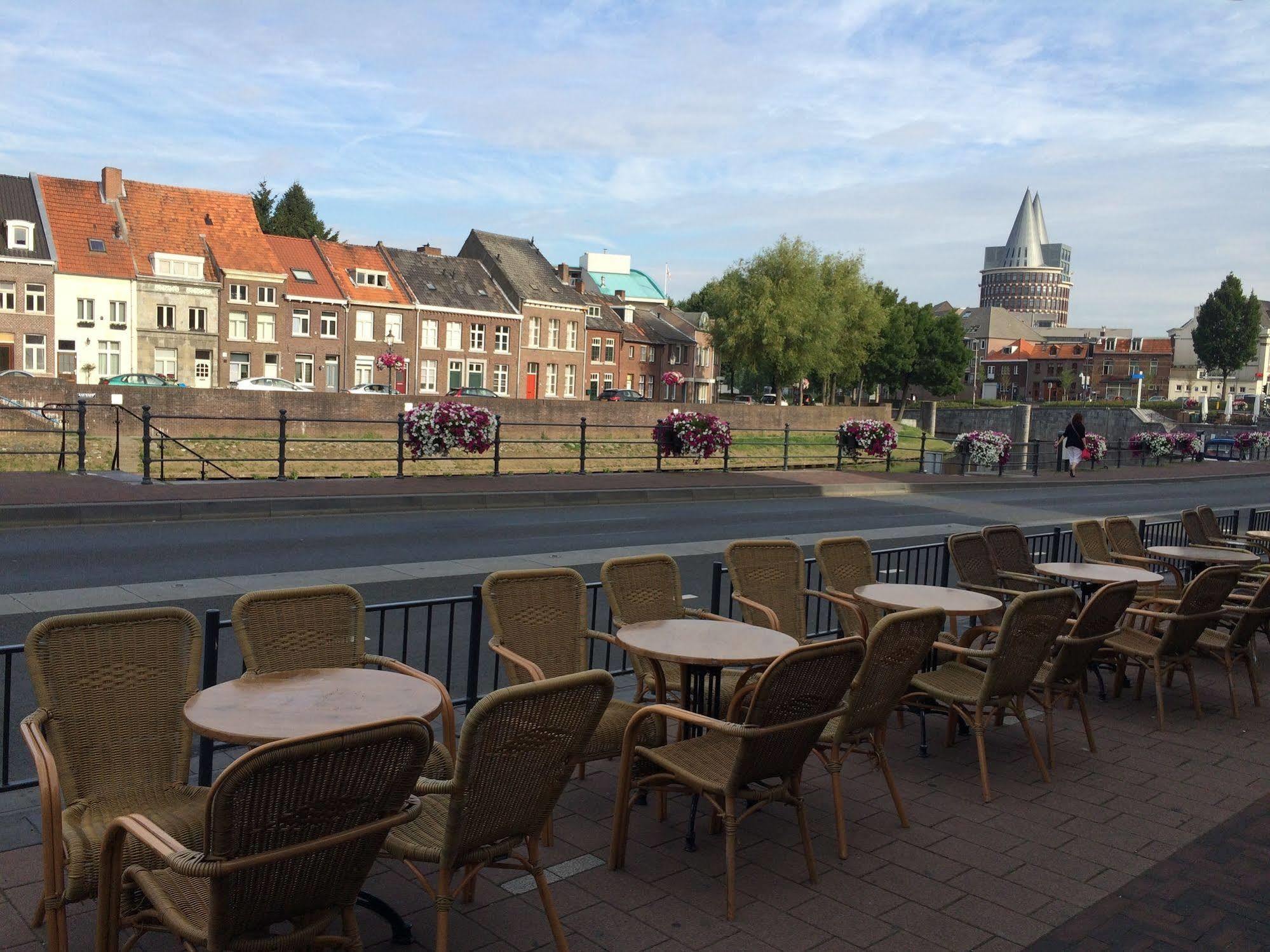Hotel En Grand Cafe De Pauw Roermond Luaran gambar