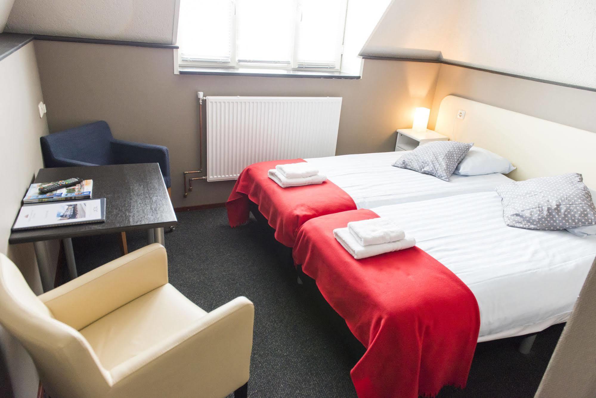 Hotel En Grand Cafe De Pauw Roermond Luaran gambar