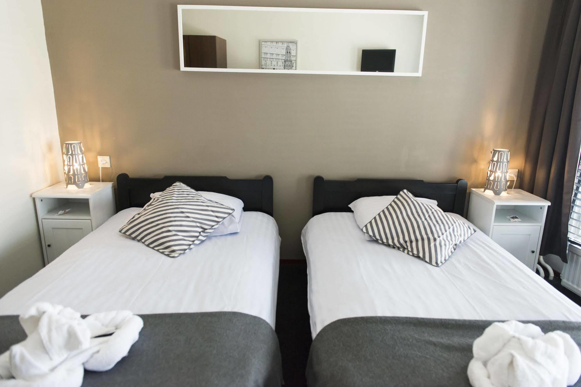 Hotel En Grand Cafe De Pauw Roermond Luaran gambar